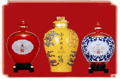 东莞市沙田镇烟酒回收五粮液各种摆件.jpg